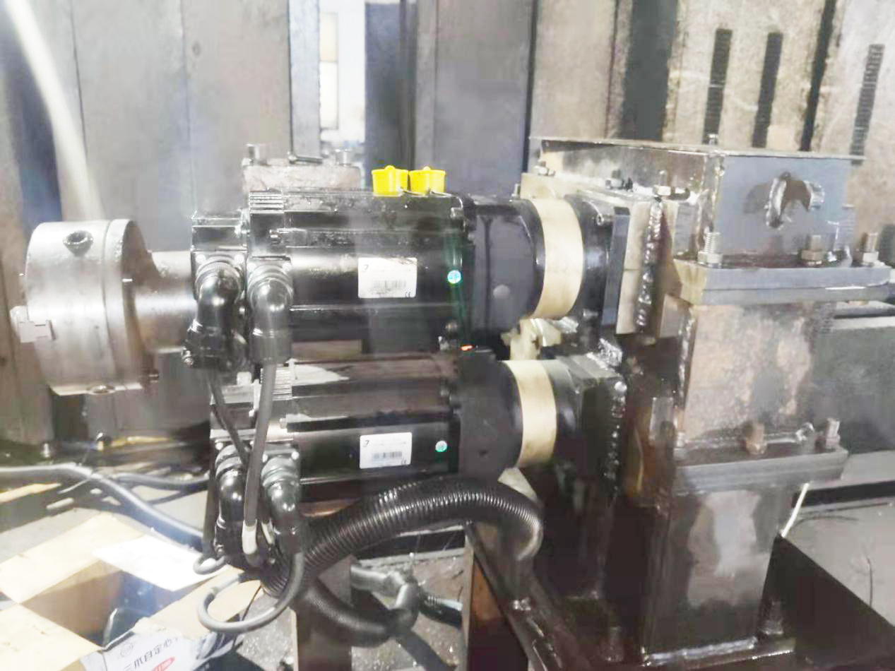 中智伺服驅(qū)動器和3kw伺服電機在軋鋼機上的應用.jpg